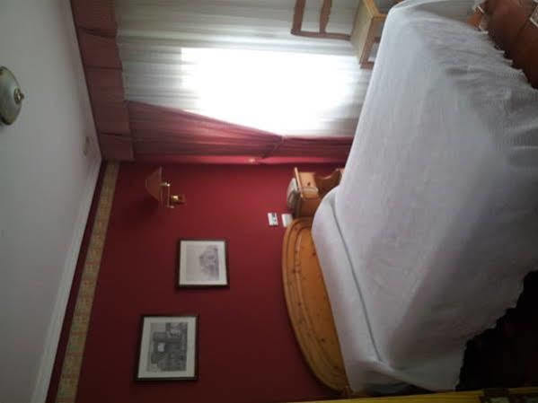 Don Diego Ávila Luaran gambar