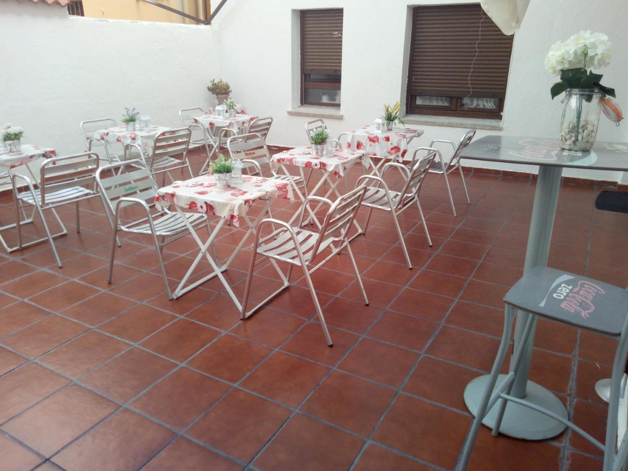 Don Diego Ávila Luaran gambar